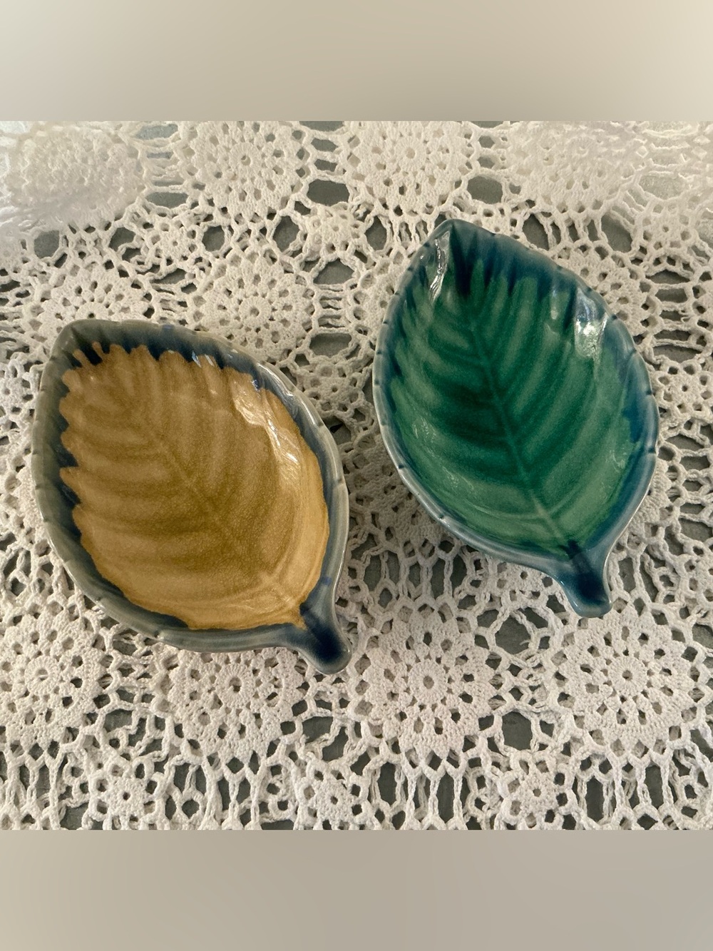 Stoneware Leaf Trinket Size Dishes